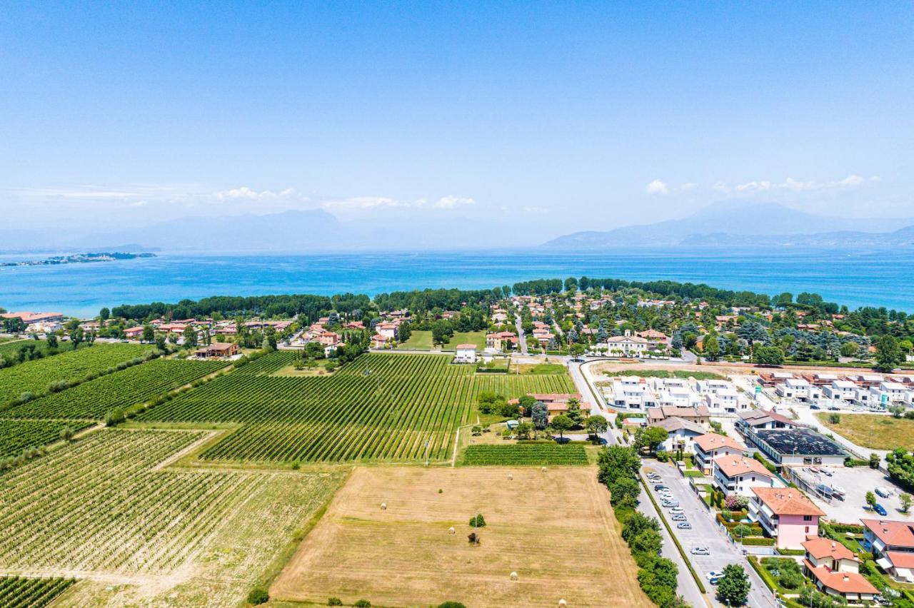 Wolf House - Sirmione Holiday Kültér fotó