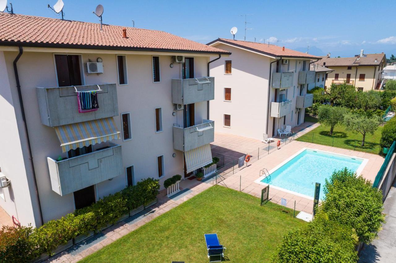 Wolf House - Sirmione Holiday Kültér fotó